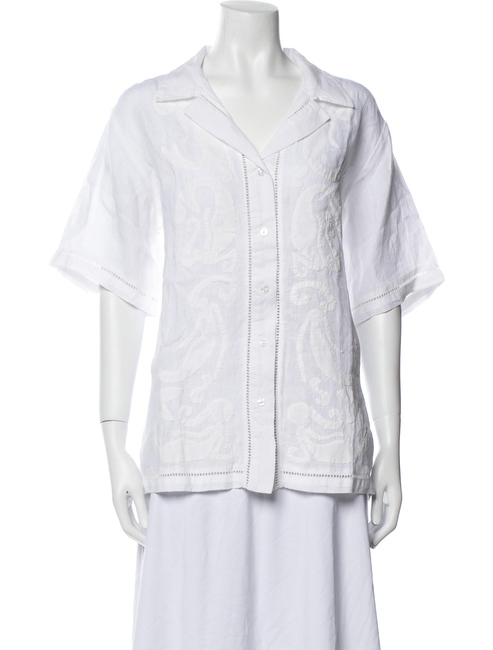 SoleilSoleil Linen V-Neck Button-Up Top