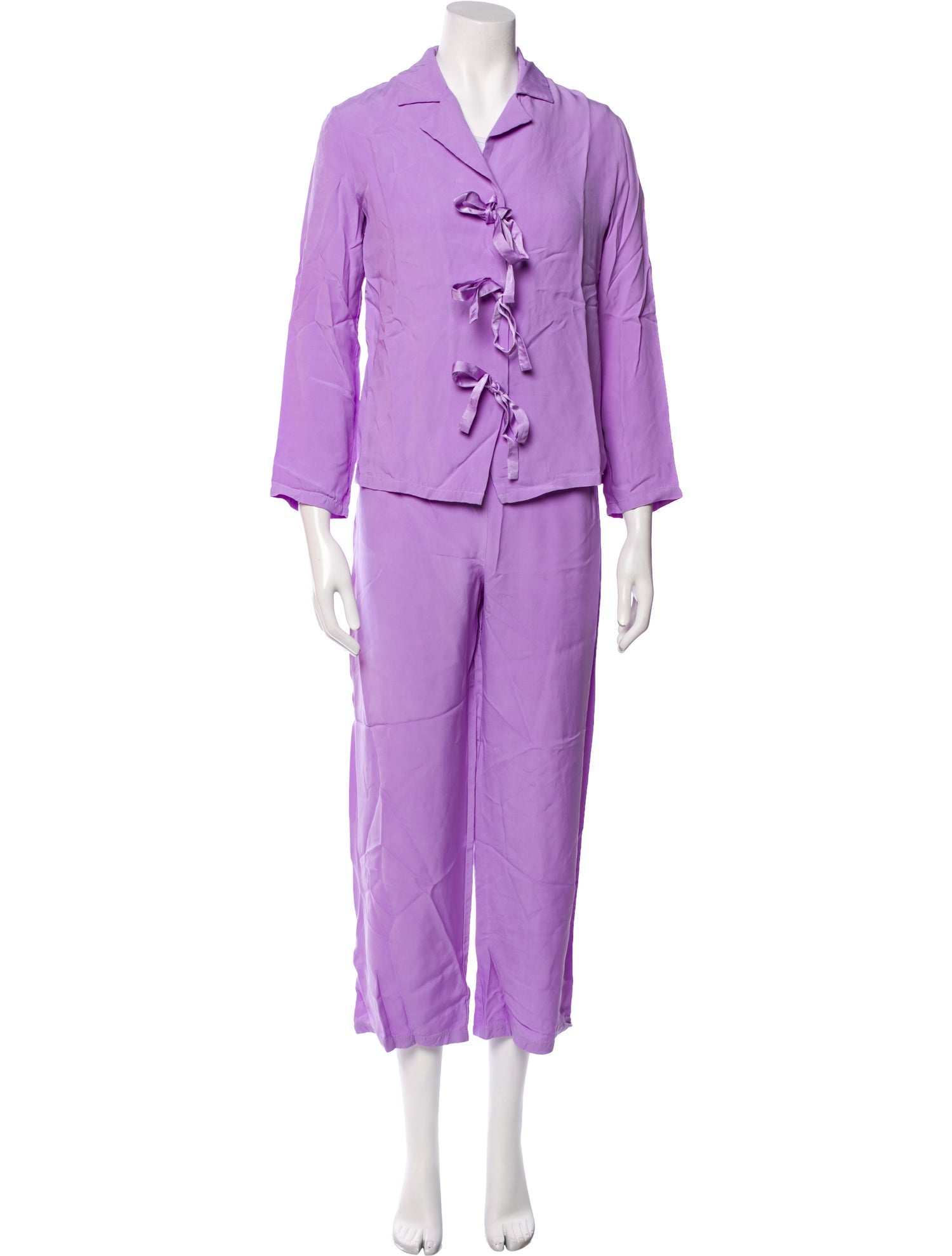 Sleeper Linen Bow Accents Pajamas