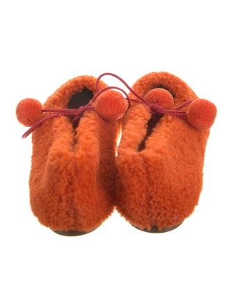 Sleeper Pom-Pom Embellishments Moccasins