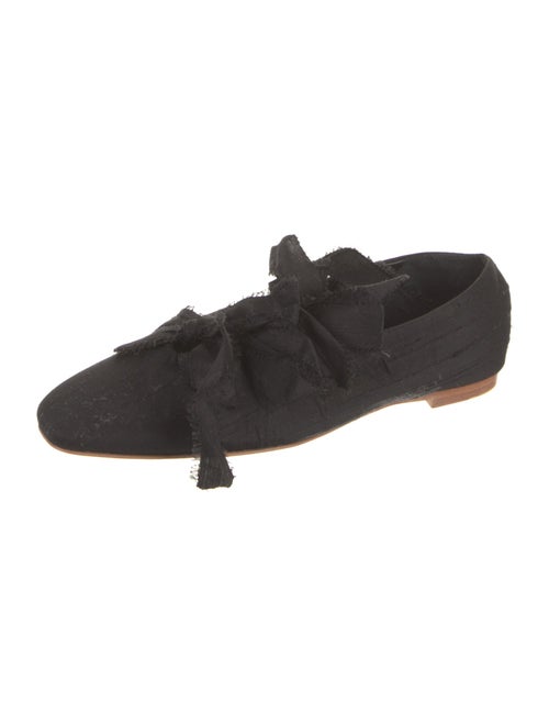 Sleeper Bow Accents Moccasins