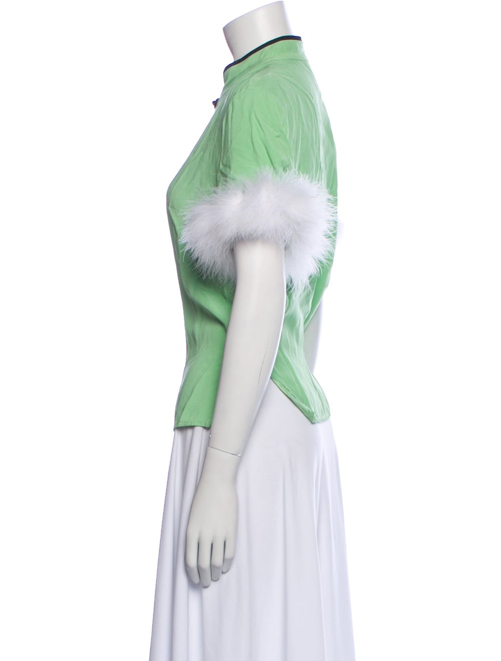 Sleeper Two-Piece Set Green Toggle Closure at Fro… - image 2