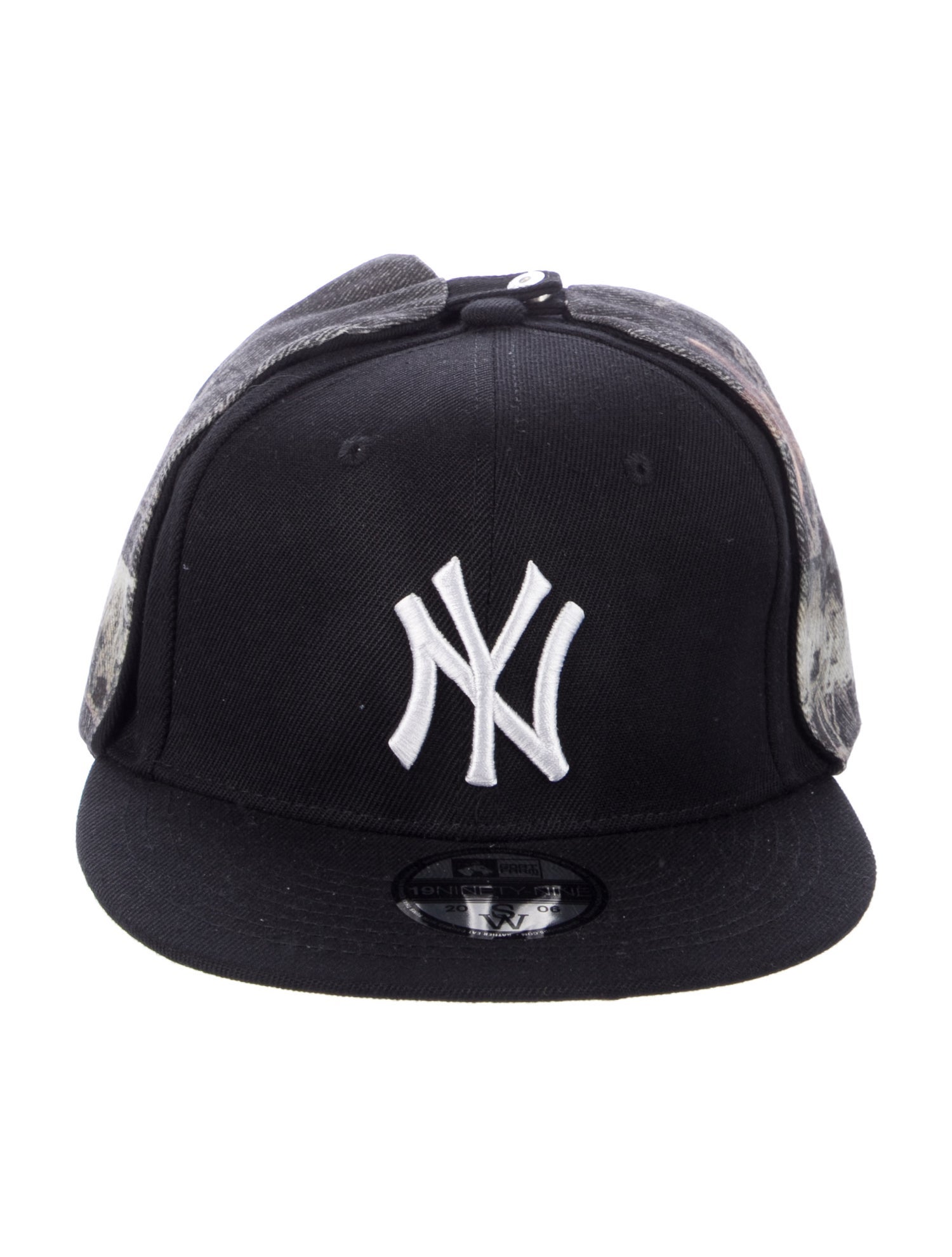 Saintwoods Embroidered Baseball Cap