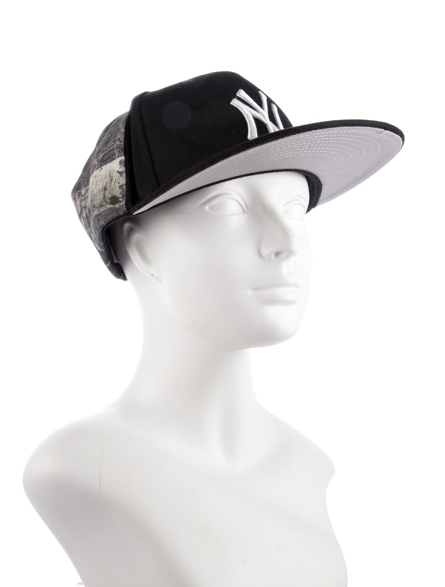 Saintwoods Embroidered Baseball Cap