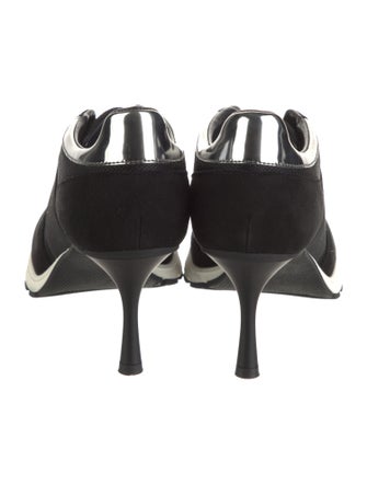 Sneex Suede Mesh Accents Pumps