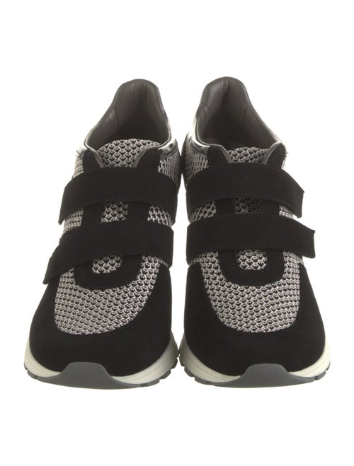 Sneex Suede Leather Trim Embellishment Pumps