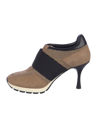 Sneex Suede Colorblock Pattern Pumps