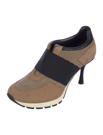 Sneex Suede Colorblock Pattern Pumps