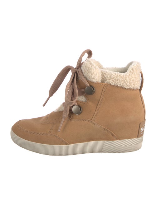 SOREL x Chloé Suede Lace-Up Boots