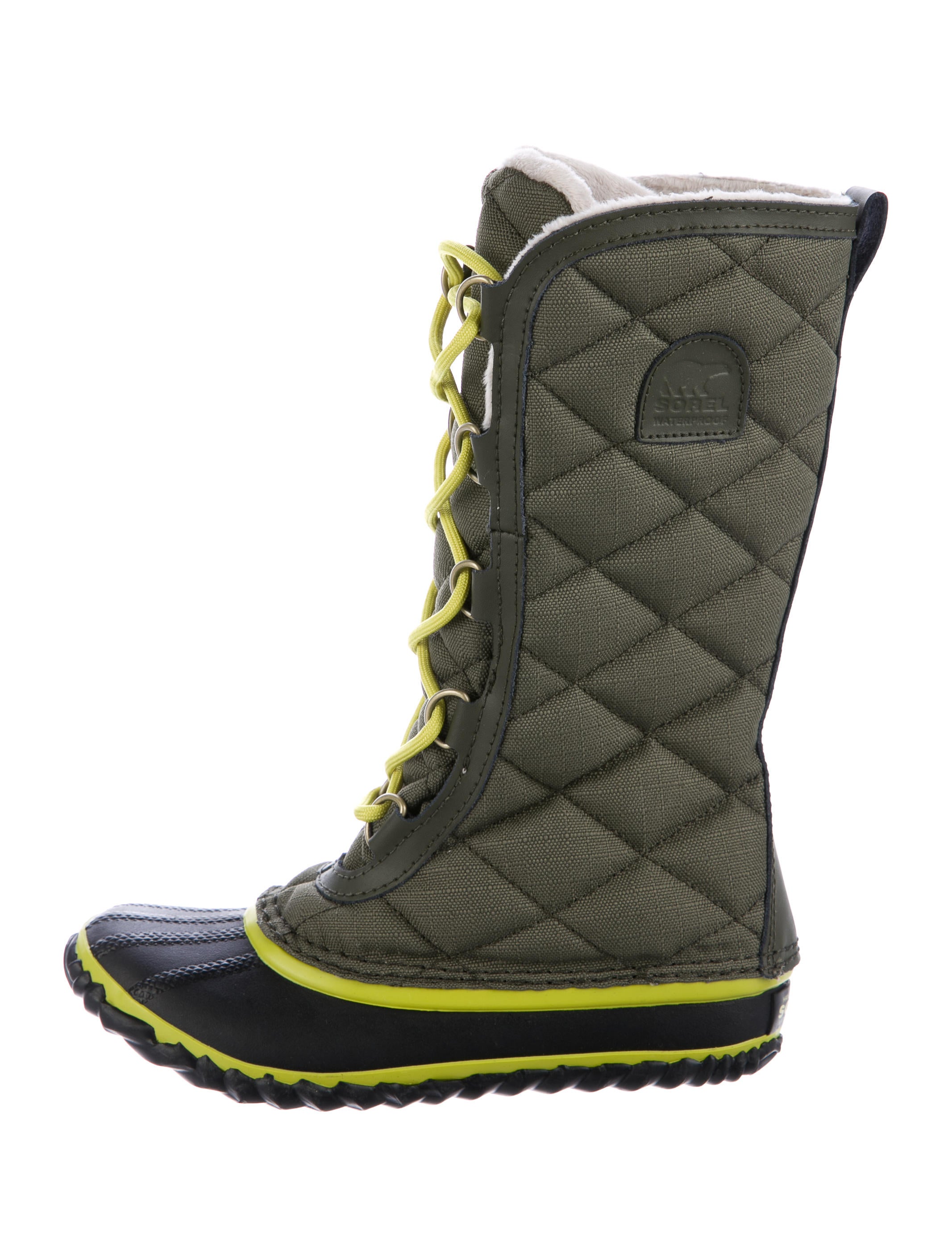 out n about snow boots