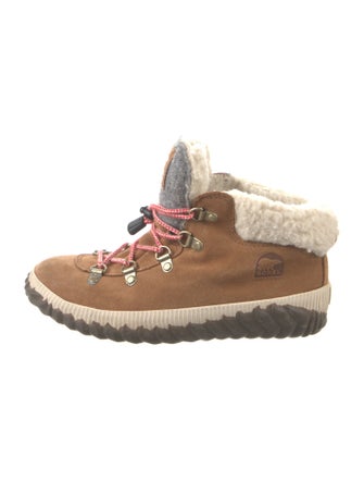 Sorel Suede Boots