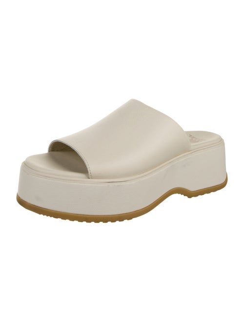 Sorel Leather Slides