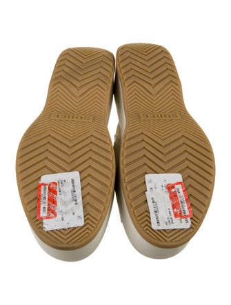 Sorel Leather Slides