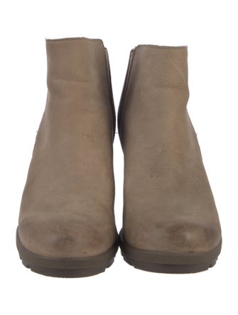 Sorel Suede Boots