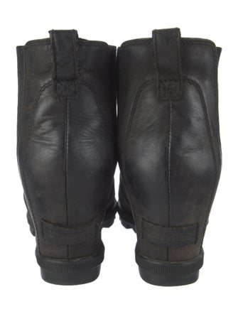 Sorel Leather Chelsea Boots