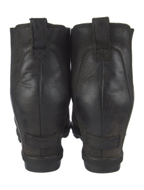 Sorel Leather Chelsea Boots