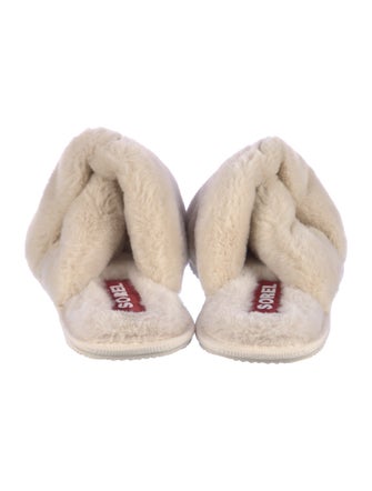Sorel Fur Slides