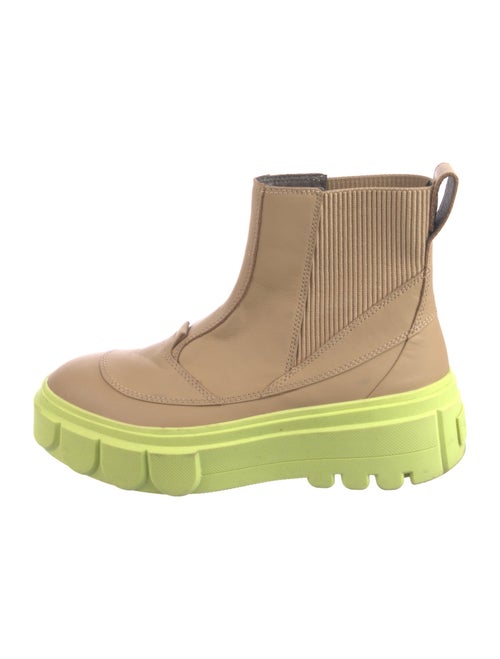Sorel Leather Chelsea Boots
