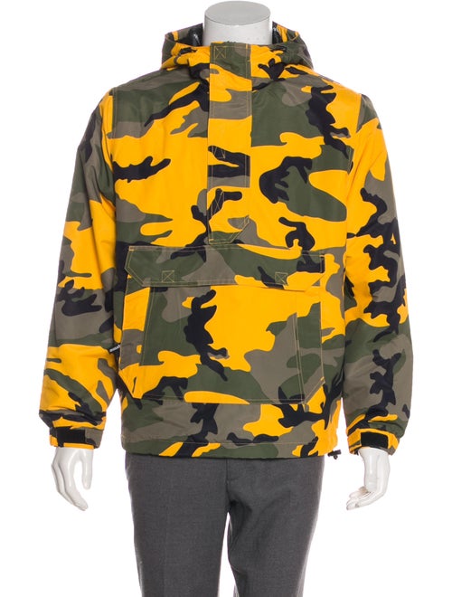 Supreme 2017 Camo Hooded Jacket w/ Tags yellow