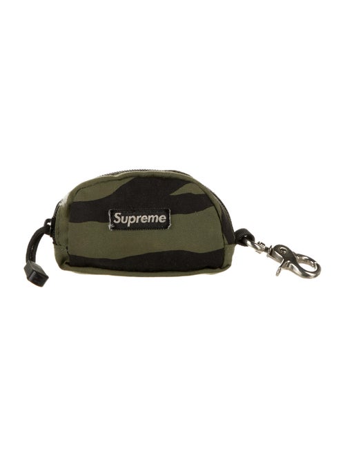 Supreme Zebra Camo Coin Pouch olive
