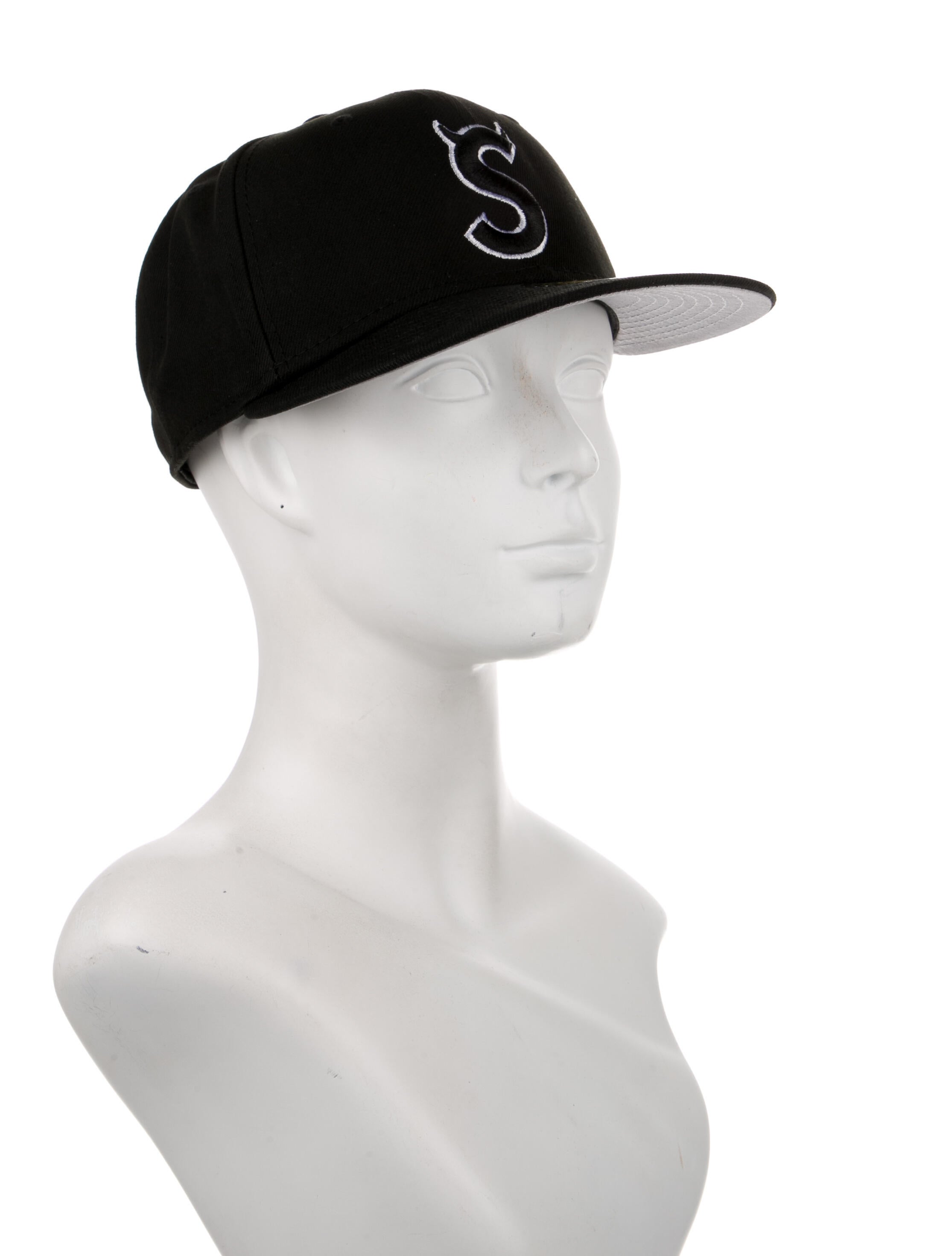Supreme Devil S Logo New Era Fitted - Black Hats, Accessories