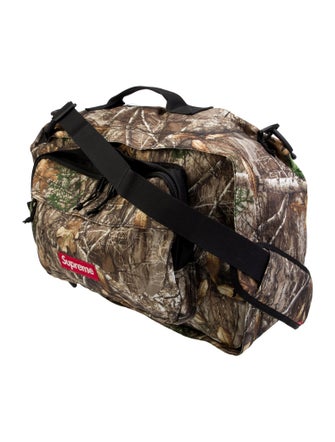 Supreme Duffle Bag 'Real Tree Camo'