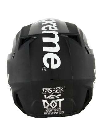 Supreme 2018 Fox Racing V2 Helmet