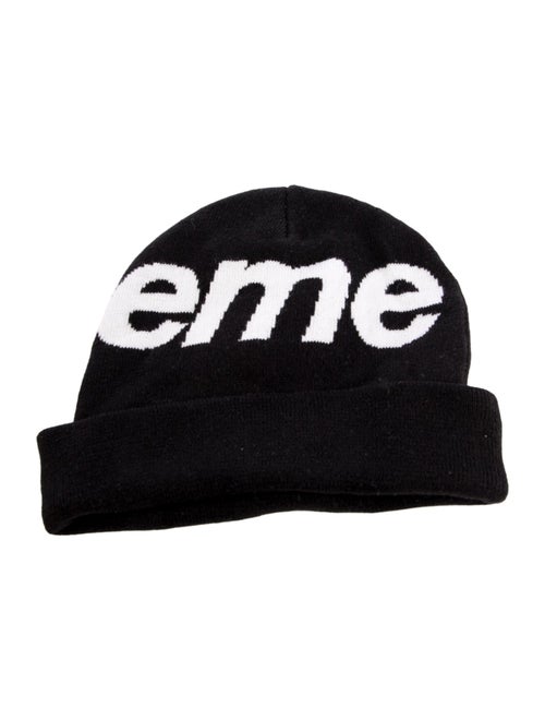 Supreme Logo Beanie