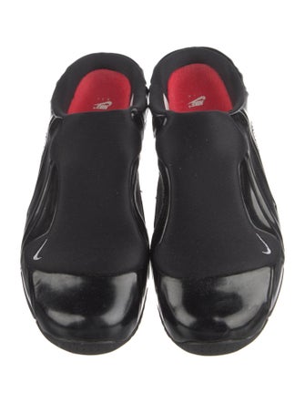 Supreme x Nike Clogposite Black Sneakers