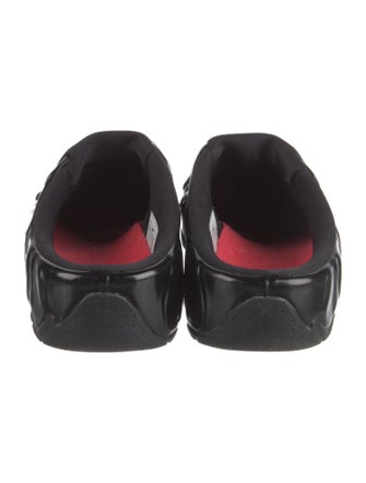 Supreme x Nike Clogposite Black Sneakers