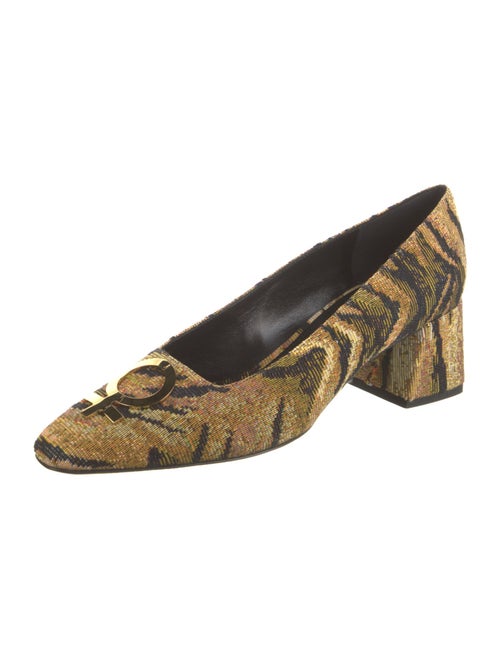 Suzanne Rae Printed Pumps