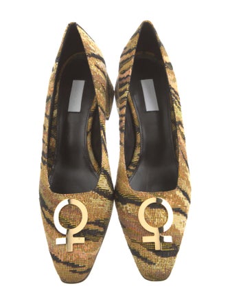 Suzanne Rae Printed Pumps