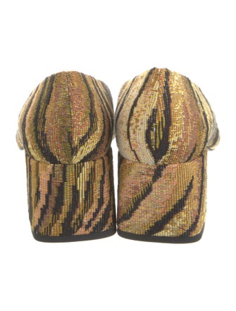 Suzanne Rae Printed Pumps