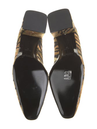 Suzanne Rae Printed Pumps