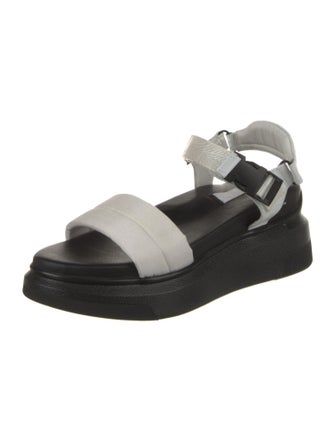 Suzanne Rae Canvas Colorblock Pattern Sandals