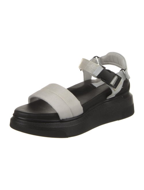 Suzanne Rae Canvas Colorblock Pattern Sandals