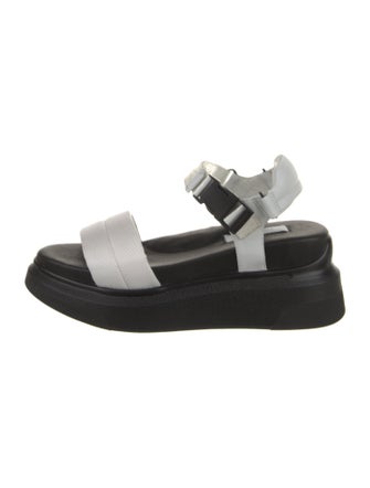 Suzanne Rae Canvas Colorblock Pattern Sandals