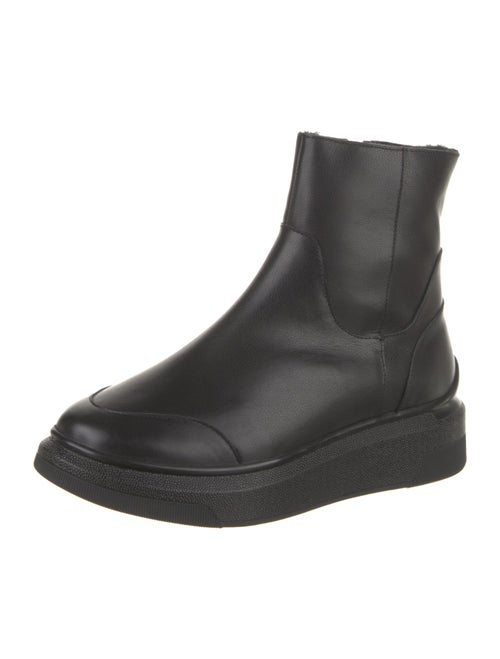 Suzanne Rae Leather Chelsea Boots
