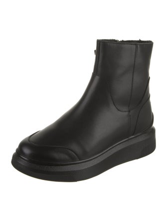 Suzanne Rae Leather Chelsea Boots