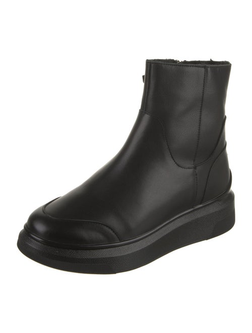 Suzanne Rae Leather Chelsea Boots