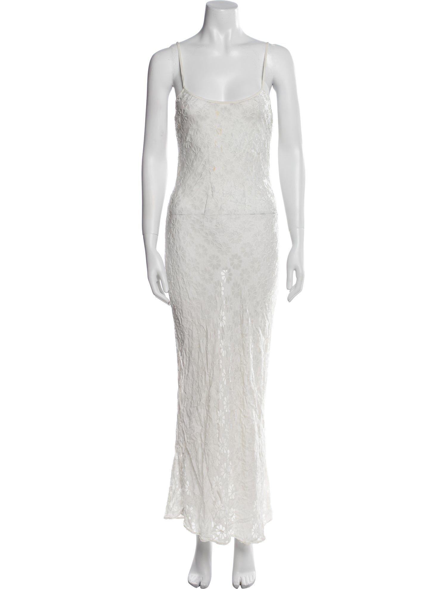 SUPER RÉAL: Claudia Schiffer Square Neckline Long Dress