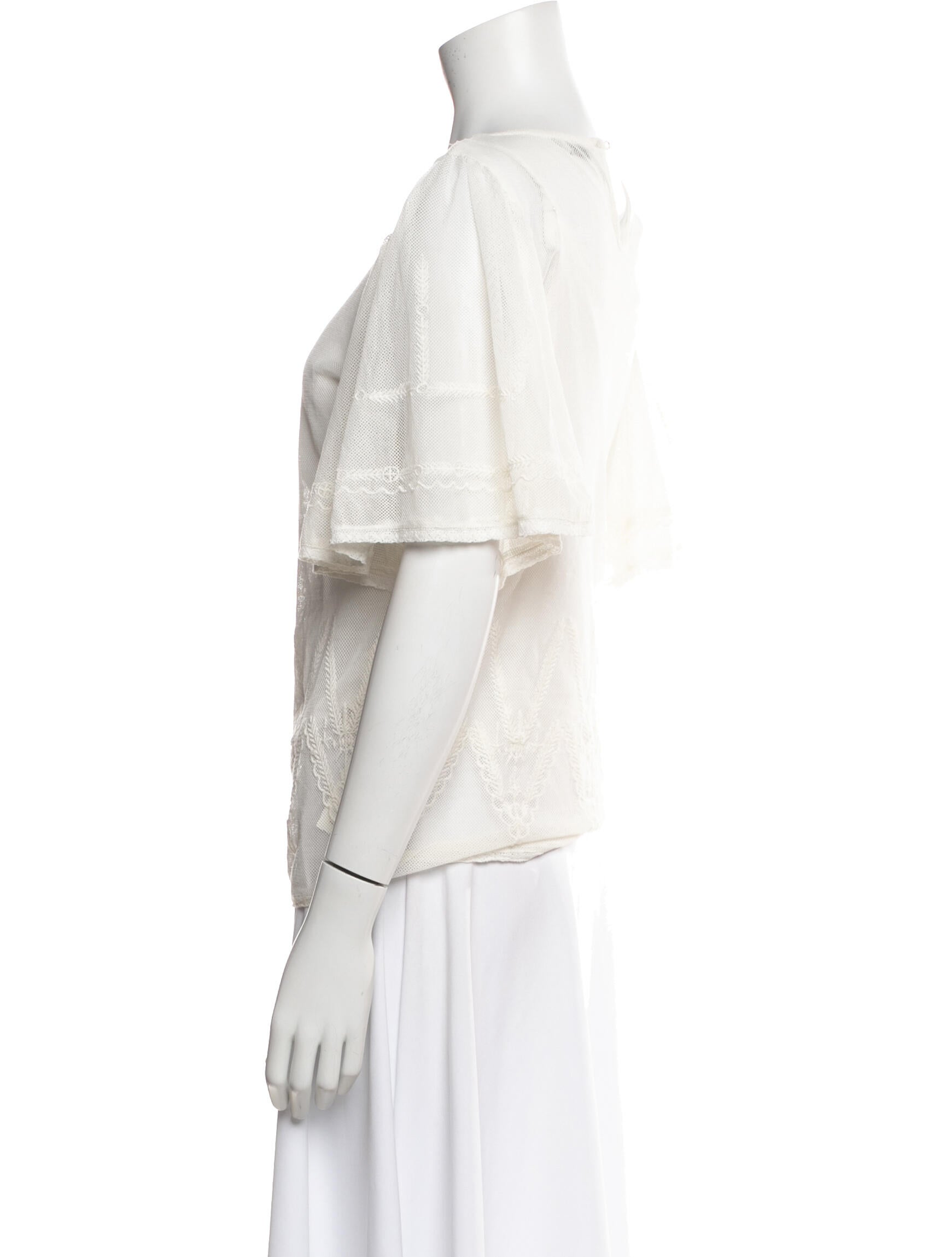 St. Roche Lace Pattern Crew Neck Blouse