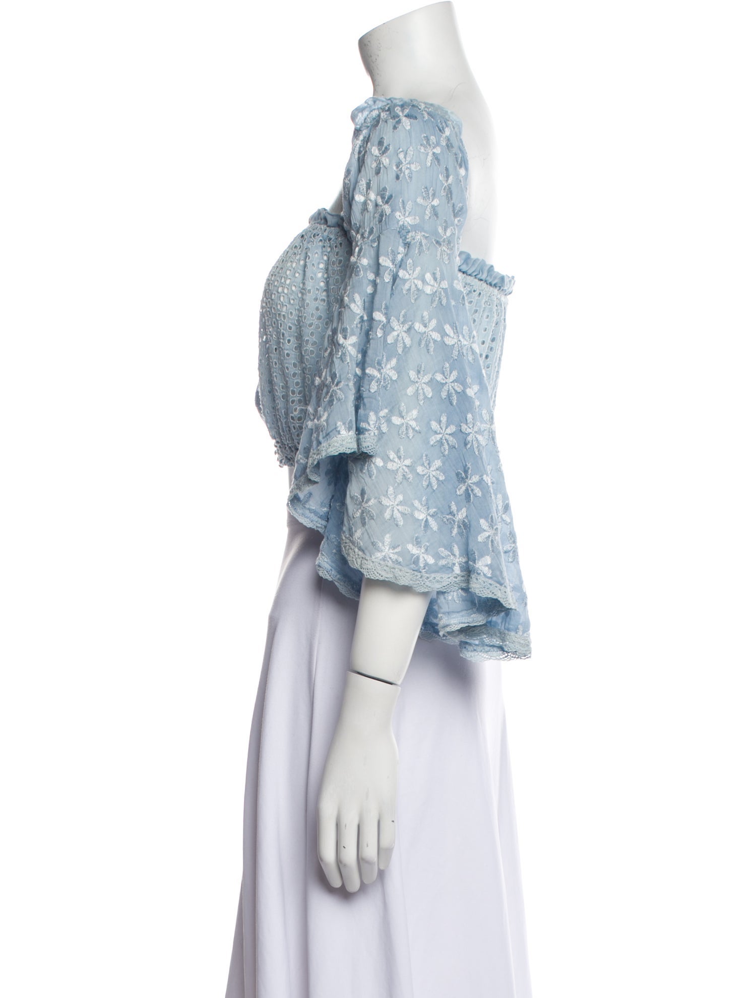 Sunday Saint-Tropez Lace Pattern Square Neckline Crop Top