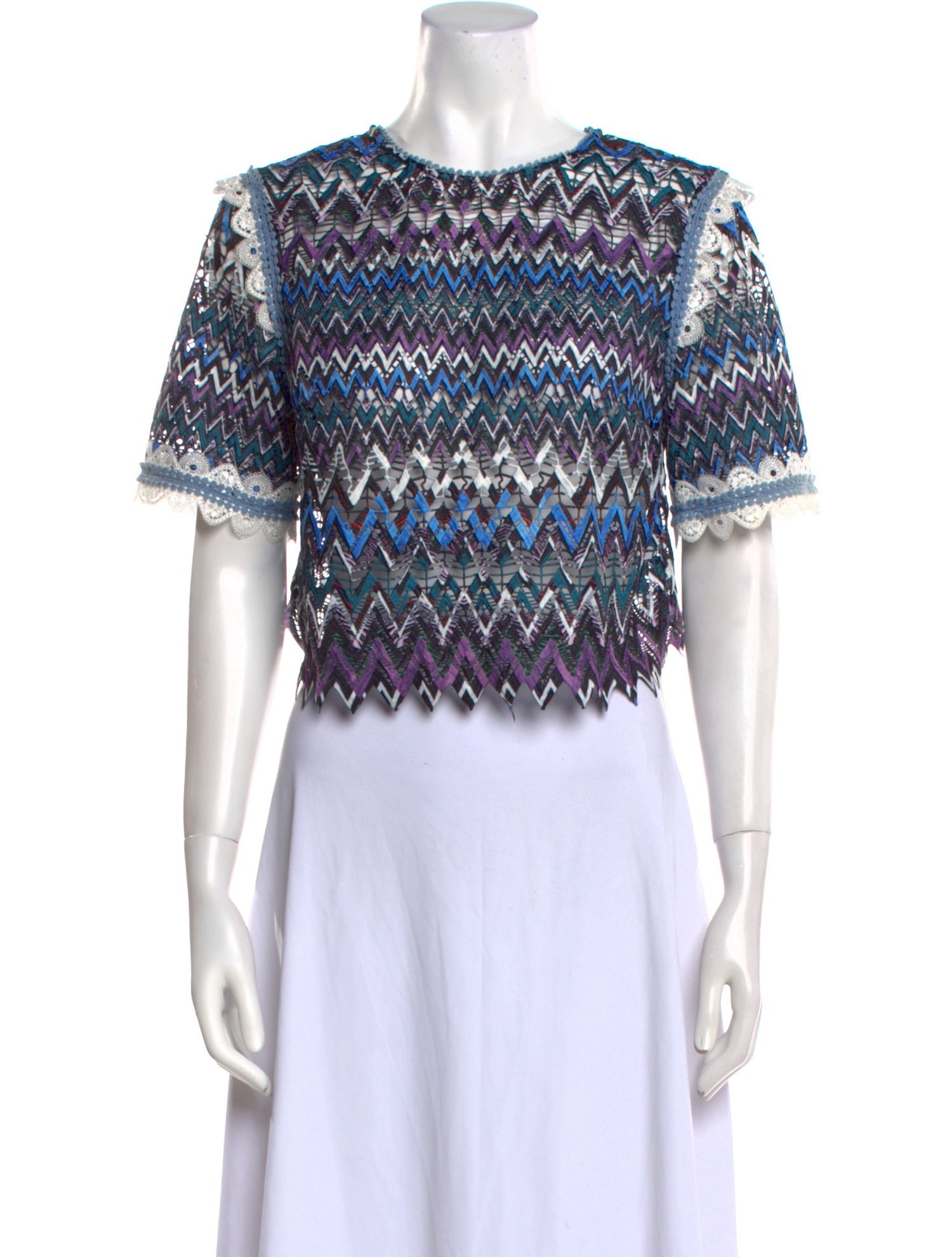 Saloni Lace Pattern Crew Neck Crop Top