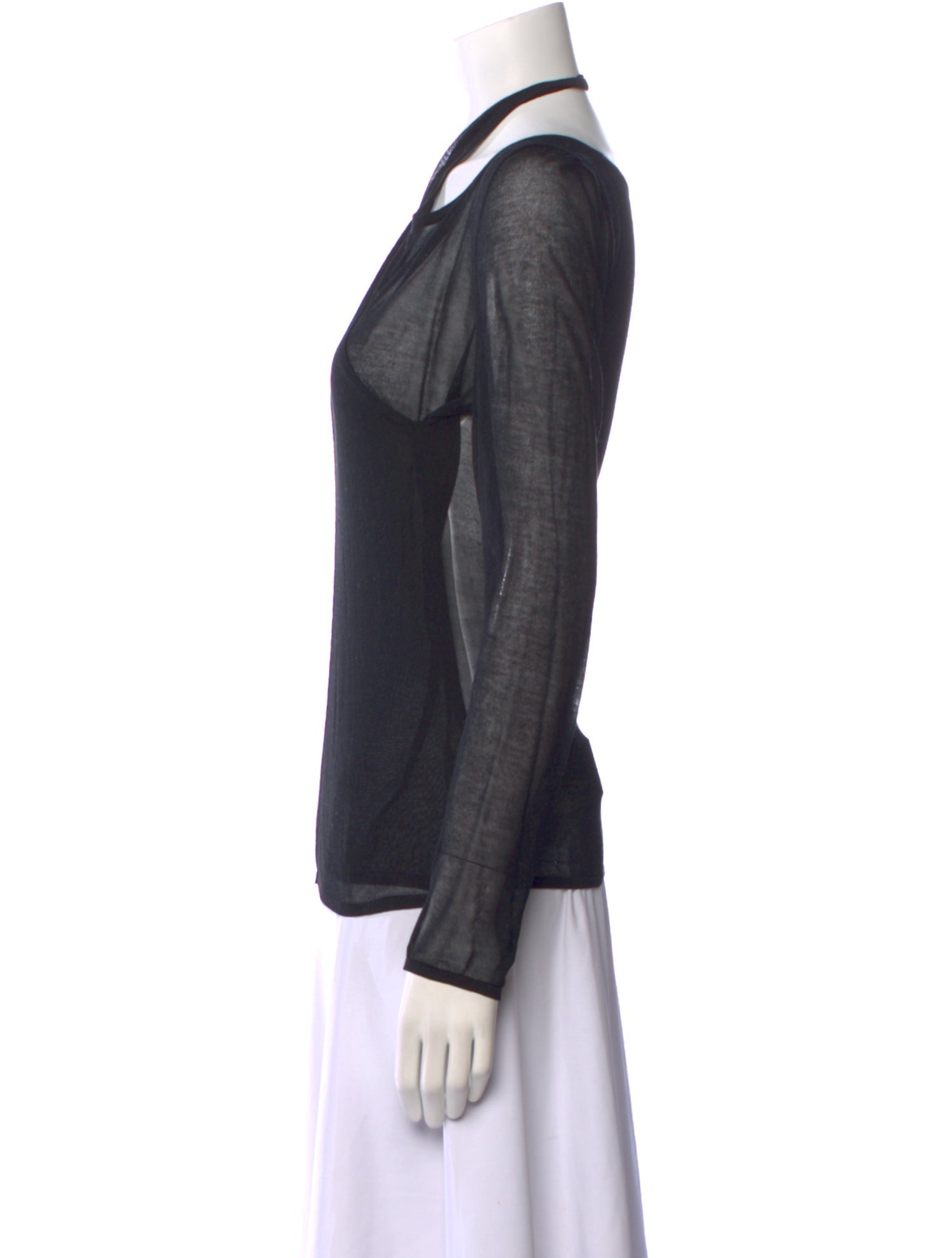 St. Agni V-Neck Long Sleeve Top