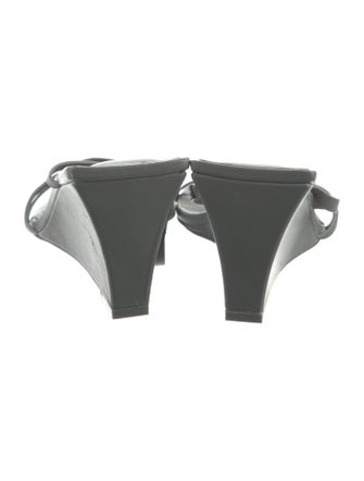 St. Agni Leather Slides