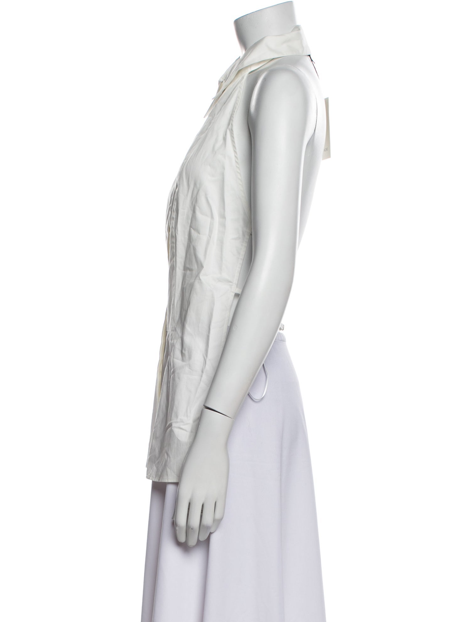 St. Agni Sleeveless Button-Up Top