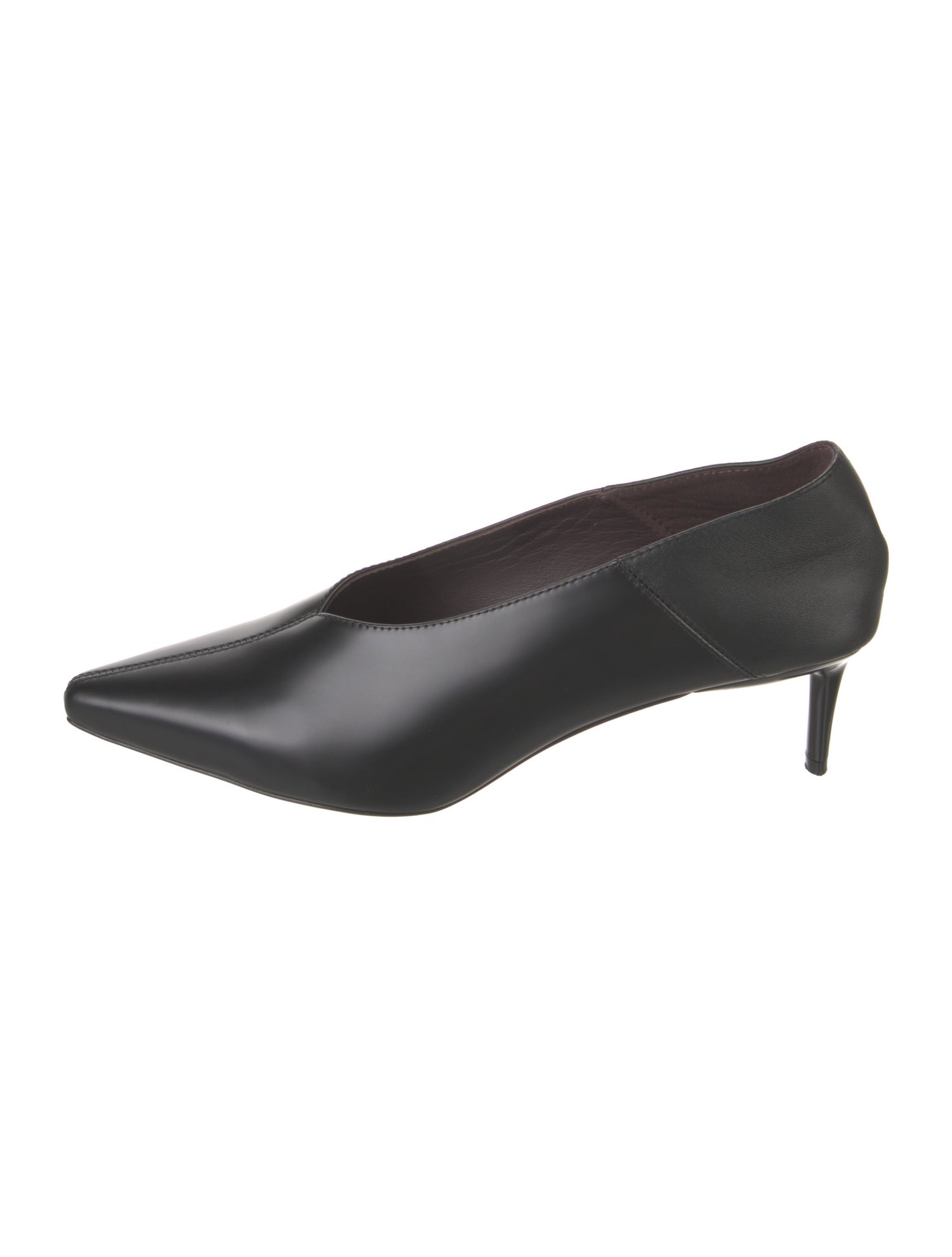St. Agni Leather Pumps