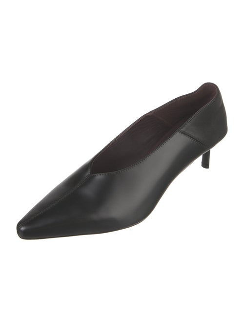 St. Agni Leather Pumps