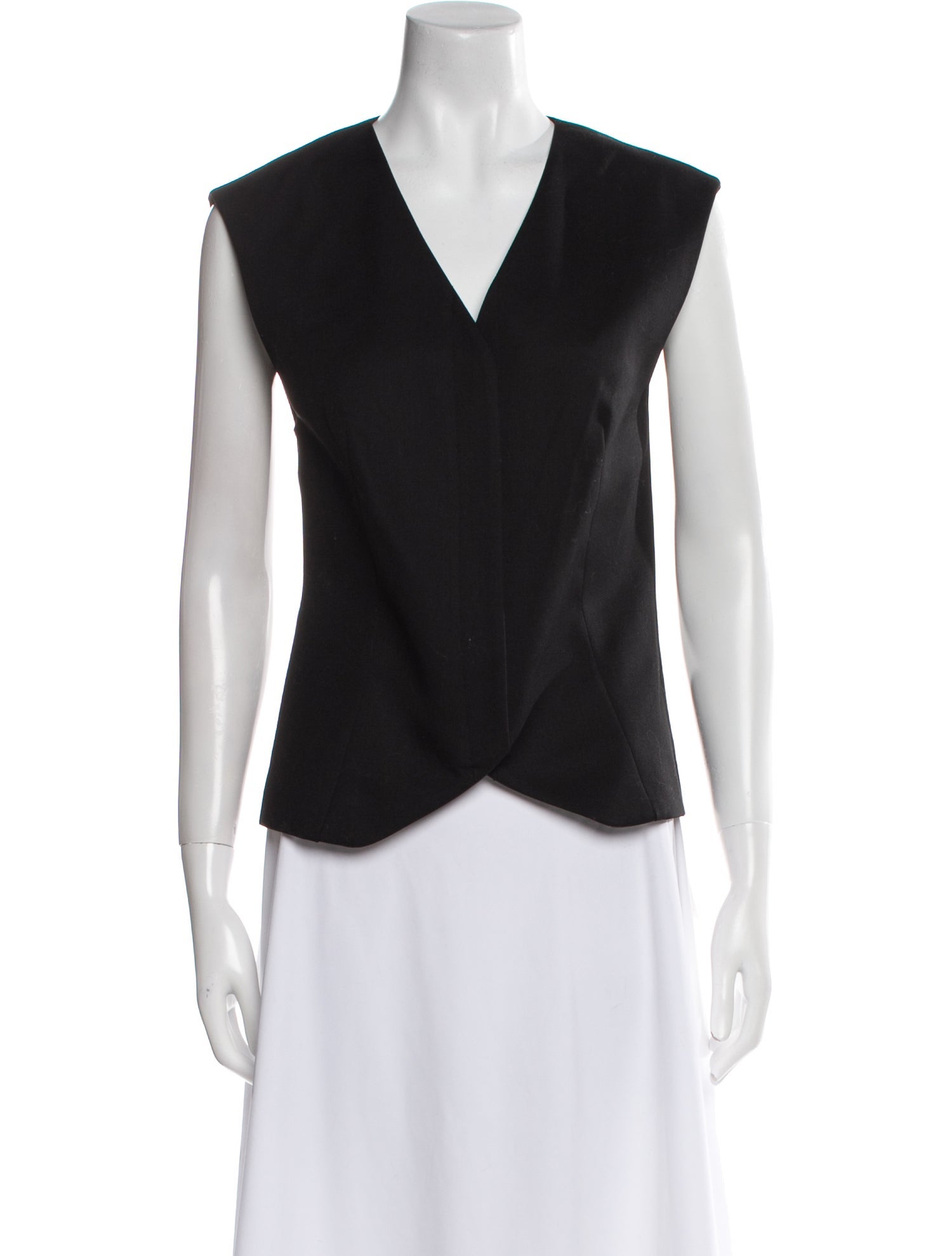 St. Agni V-Neck Sleeveless Top