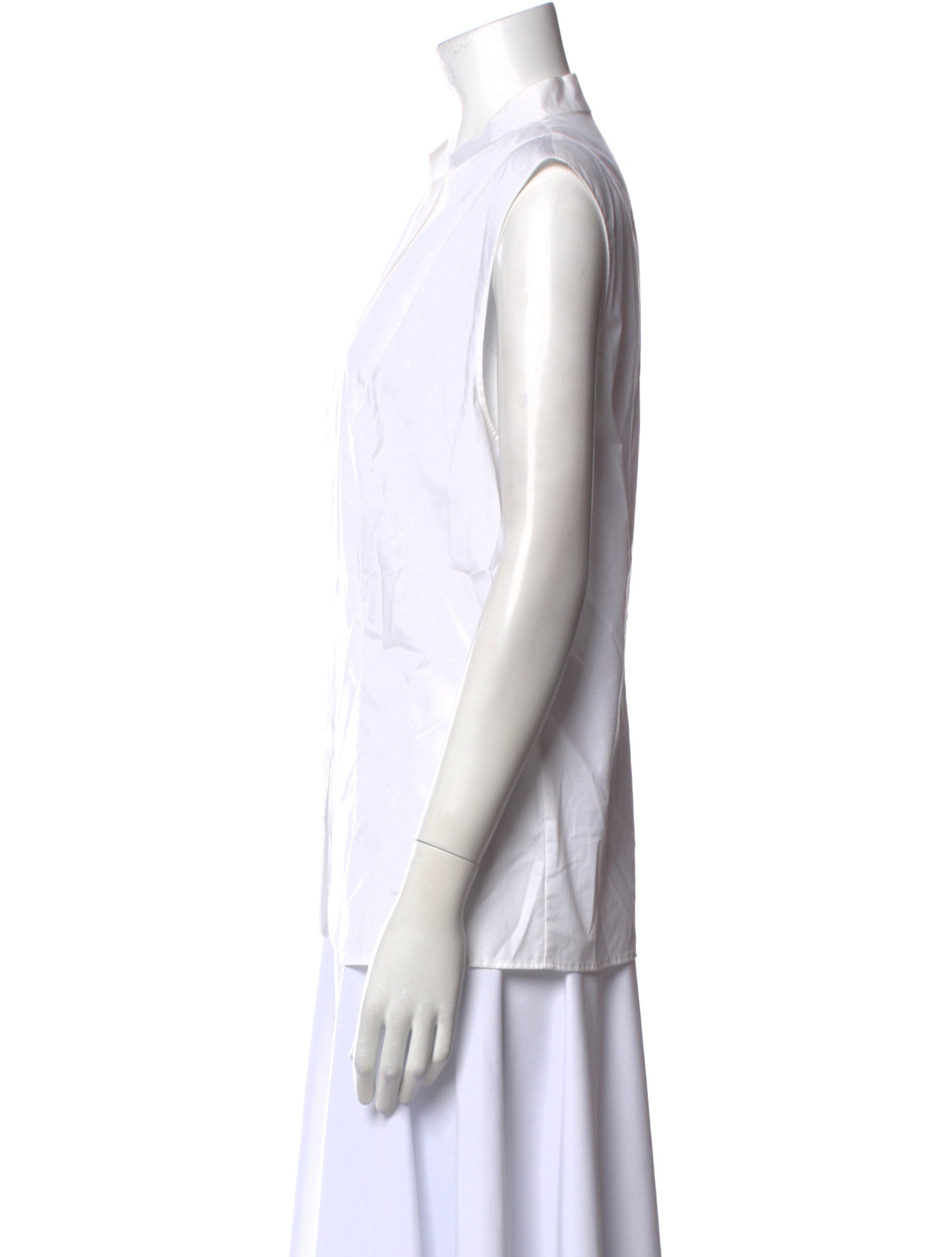 St. Emile V-Neck Sleeveless Button-Up Top